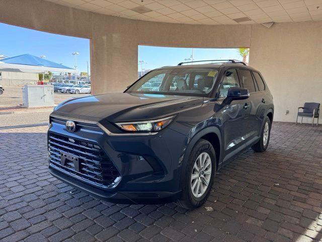 2024 Toyota Grand Highlander Hybrid XLE