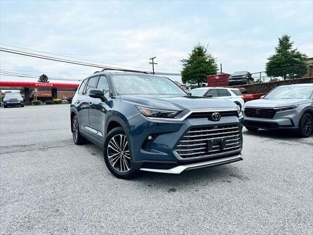 2025 Toyota Grand Highlander Hybrid MAX Limited