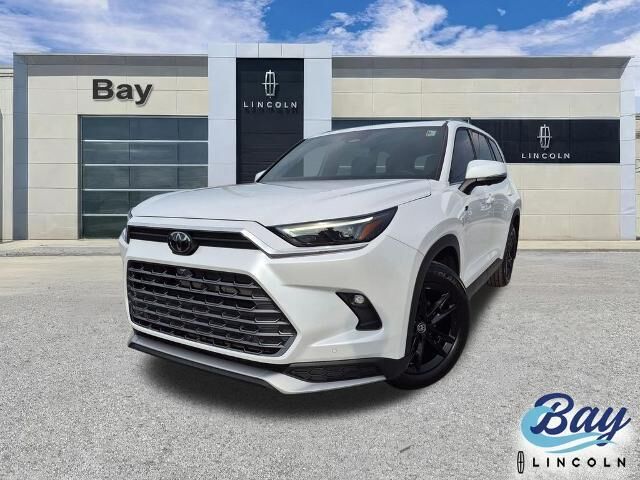 2025 Toyota Grand Highlander Hybrid MAX Limited — photo 1 of 13