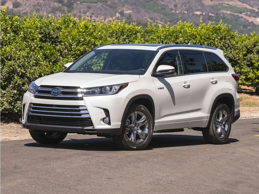 2017 Toyota Highlander Hybrid LE — photo 1 of 1