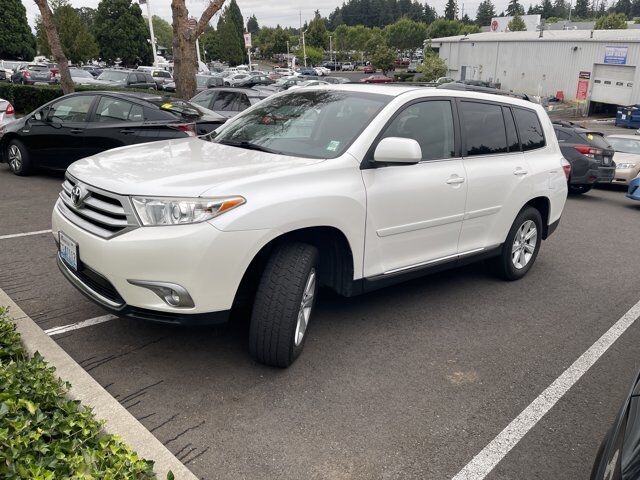2013 Toyota Highlander SE — photo 1 of 1