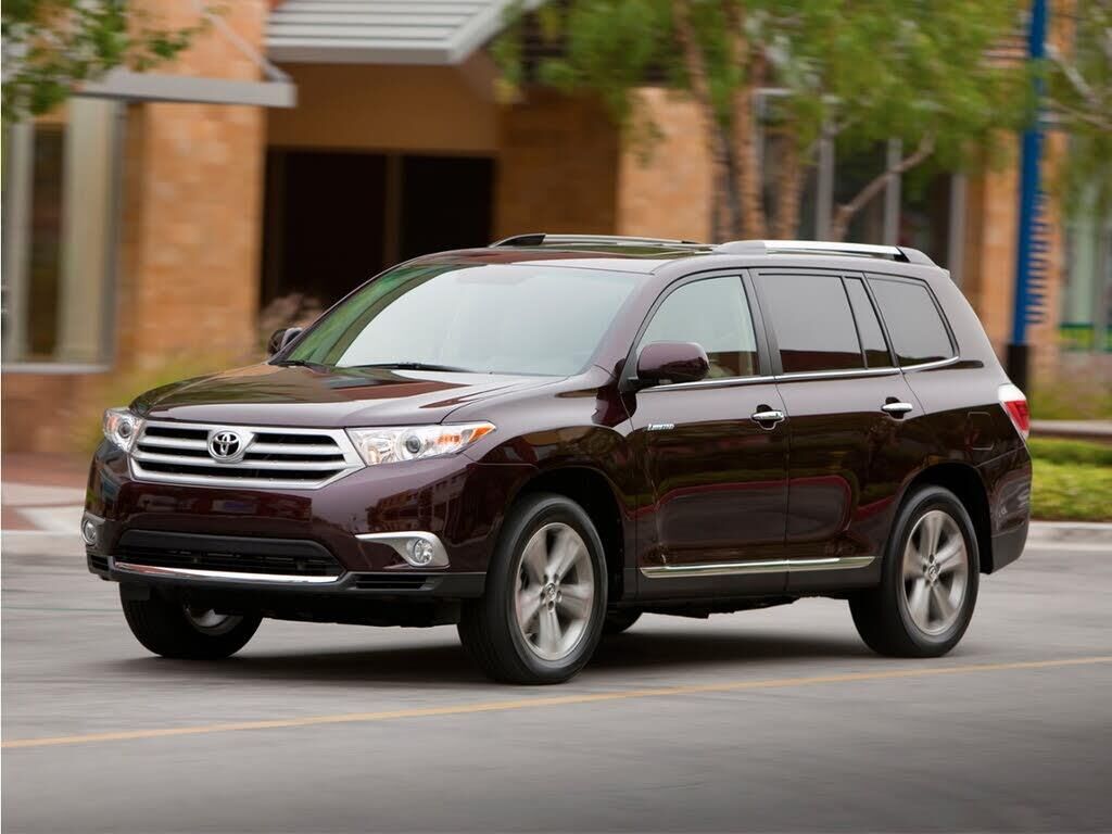 2013 Toyota Highlander SE — photo 1 of 1
