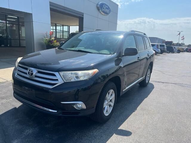 2011 Toyota Highlander Base — photo 1 of 7