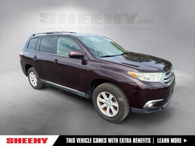 2013 Toyota Highlander SE — photo 1 of 13