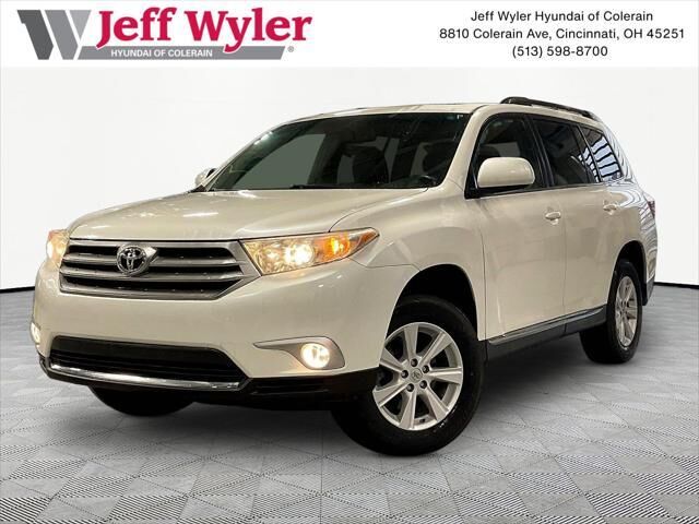 2013 Toyota Highlander SE — photo 1 of 13