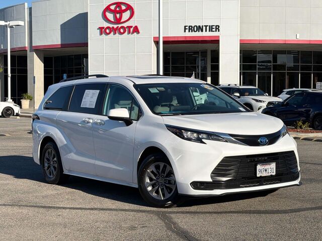 2024 Toyota Sienna LE AWD 8-Passenger (Natl)