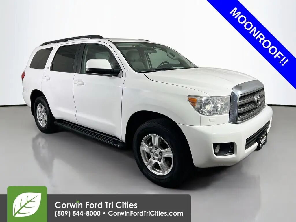 2017 Toyota Sequoia SR5 — photo 1 of 27