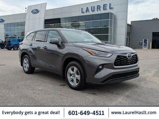 2021 Toyota Highlander LE