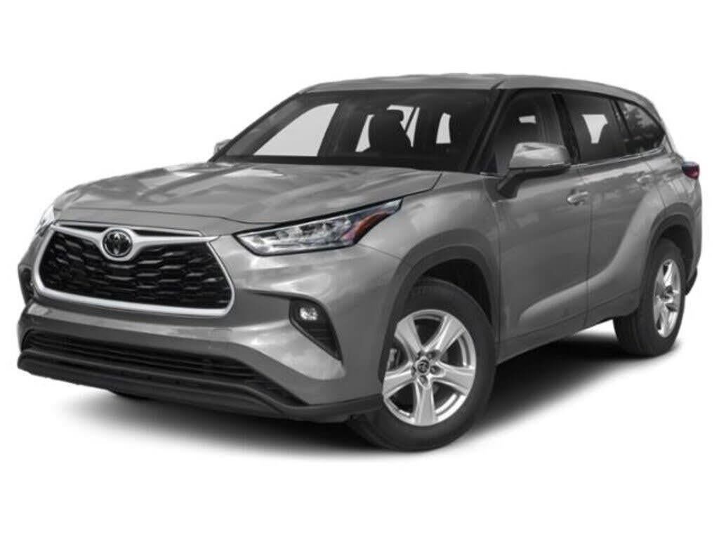 2021 Toyota Highlander LE — photo 1 of 1