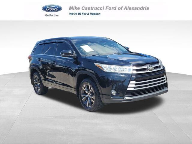 2017 Toyota Highlander LE