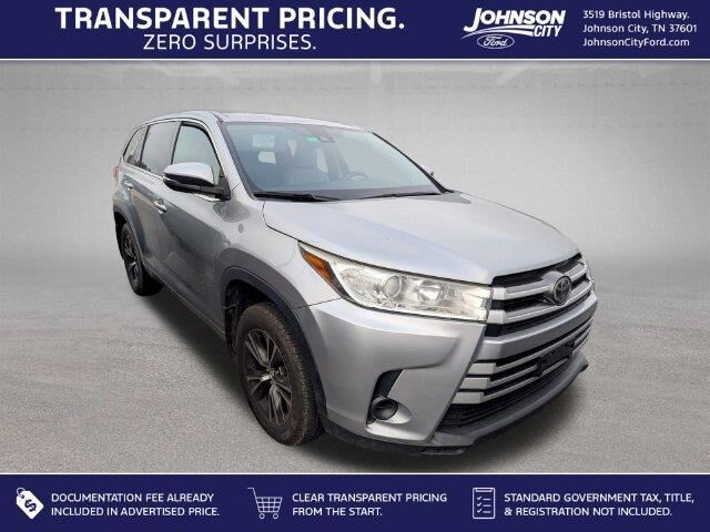 2017 Toyota Highlander LE