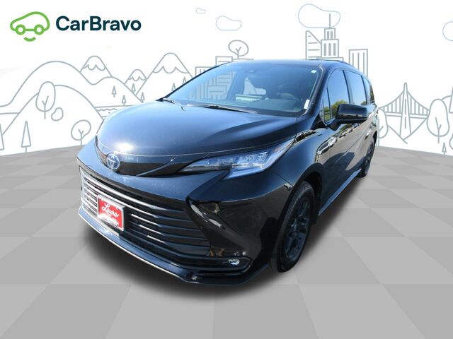 2025 Toyota Sienna Woodland Edition