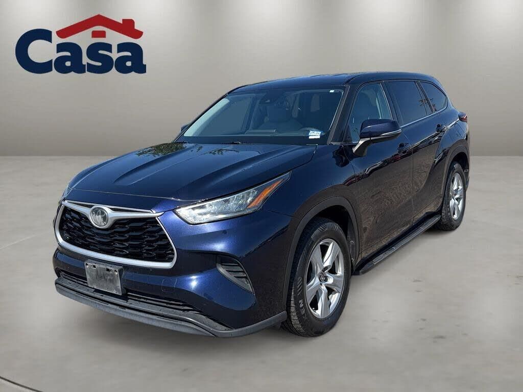 2020 Toyota Highlander L — photo 1 of 14