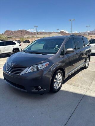 2013 Toyota Sienna XLE 7-Passenger