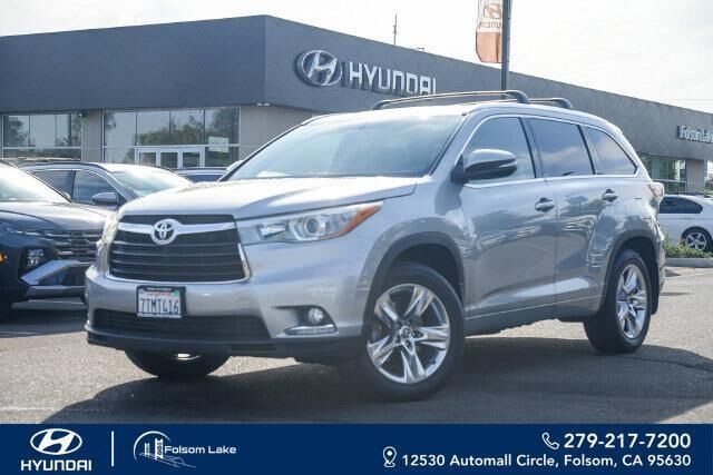2016 Toyota Highlander Limited