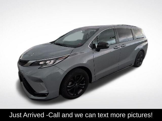 2024 Toyota Sienna XSE 7-Passenger
