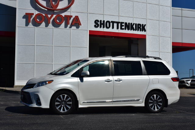 2020 Toyota Sienna XLE Premium