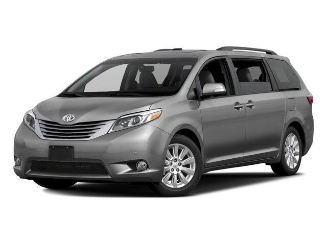 2017 Toyota Sienna XLE 7-Passenger — photo 1 of 4