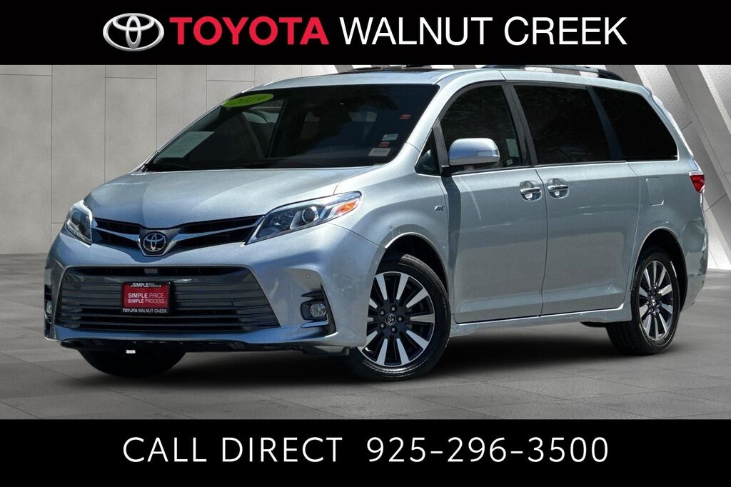 2019 Toyota Sienna Limited — photo 1 of 10