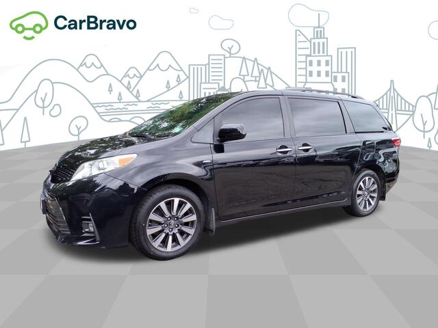 2018 Toyota Sienna XLE