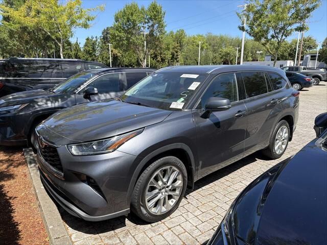 2020 Toyota Highlander Limited