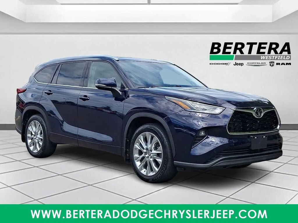 2021 Toyota Highlander Limited — photo 1 of 13