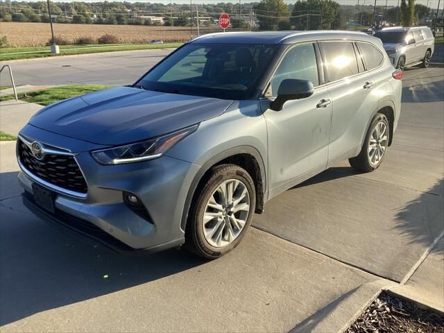 2021 Toyota Highlander Limited