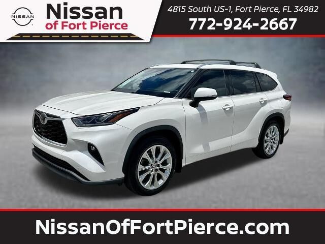 2021 Toyota Highlander Limited — photo 1 of 16