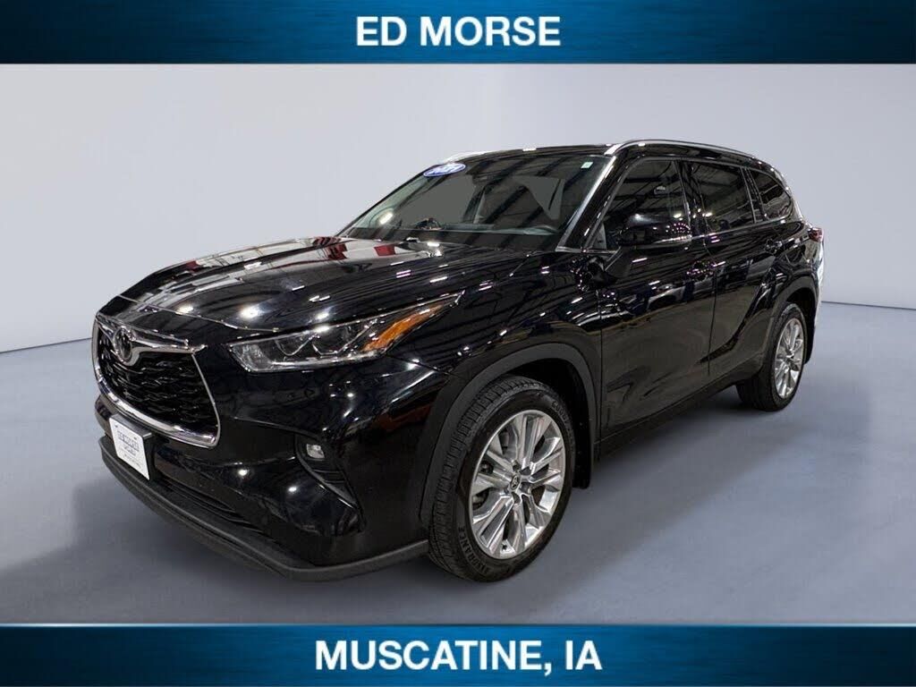 2021 Toyota Highlander Limited — photo 1 of 1