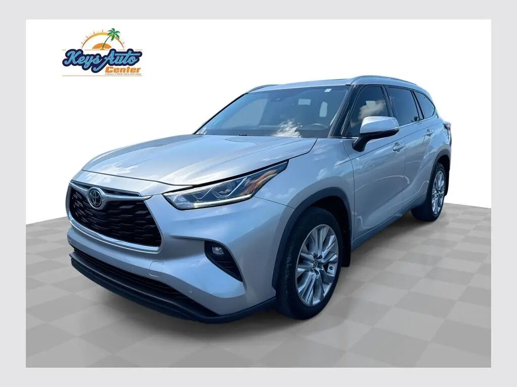 2020 Toyota Highlander Limited — photo 1 of 13