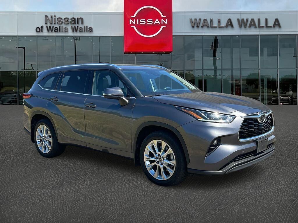 2021 Toyota Highlander Limited — photo 1 of 12