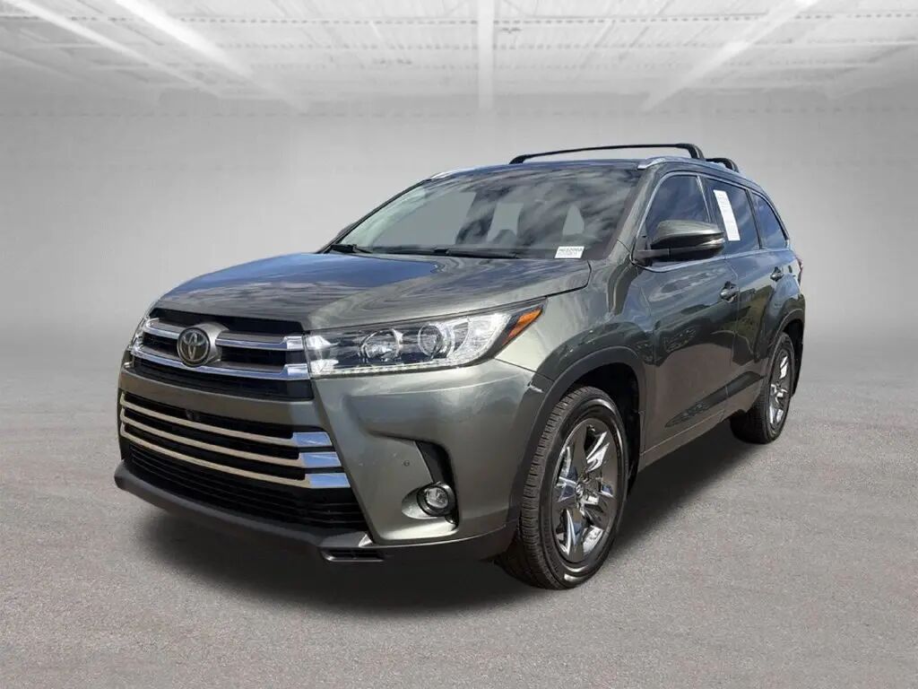 2019 Toyota Highlander Limited Platinum — photo 1 of 3