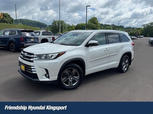 2019 Toyota Highlander Limited — photo 1 of 1