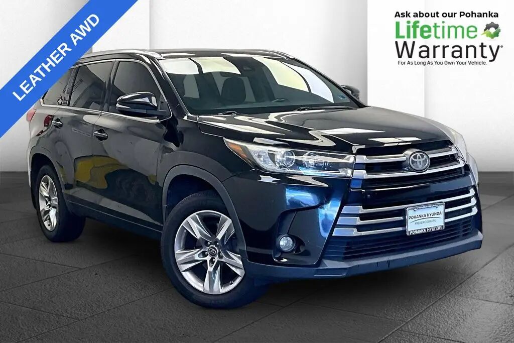 2017 Toyota Highlander Limited — photo 1 of 13