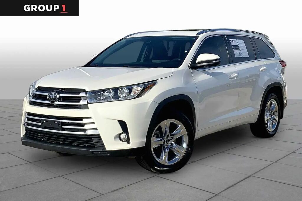 2019 Toyota Highlander Limited — photo 1 of 12
