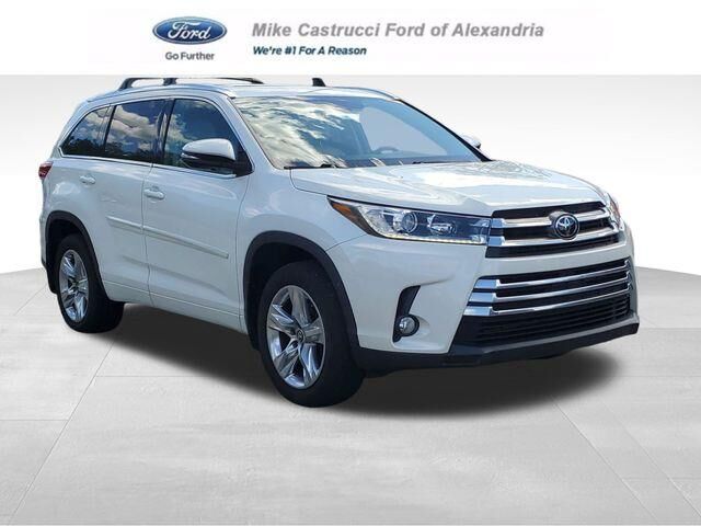 2017 Toyota Highlander Limited