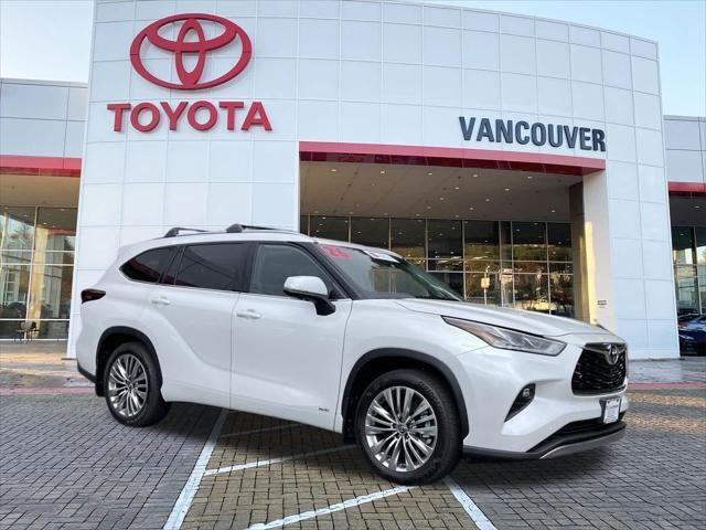 2026 Toyota Highlander Hybrid Platinum — photo 1 of 20