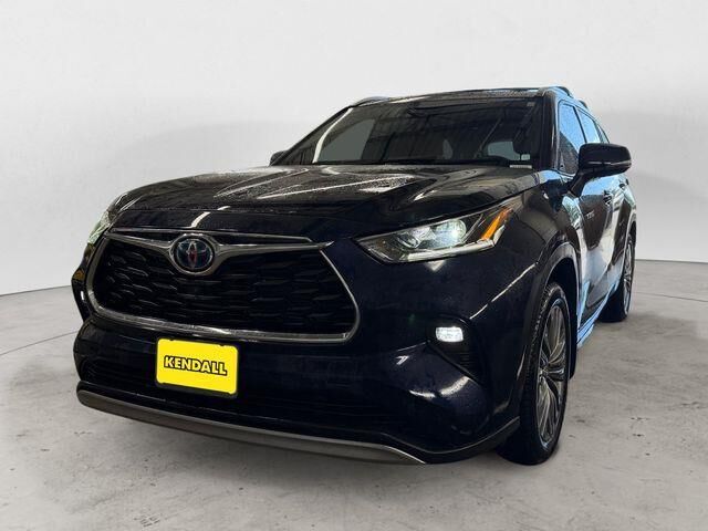2021 Toyota Highlander Hybrid Platinum — photo 1 of 41