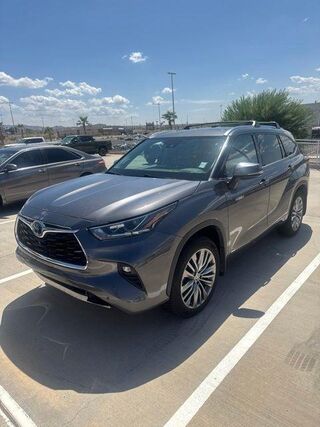 2021 Toyota Highlander Hybrid Platinum — photo 1 of 2