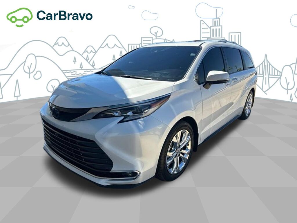 2023 Toyota Sienna Platinum — photo 1 of 7
