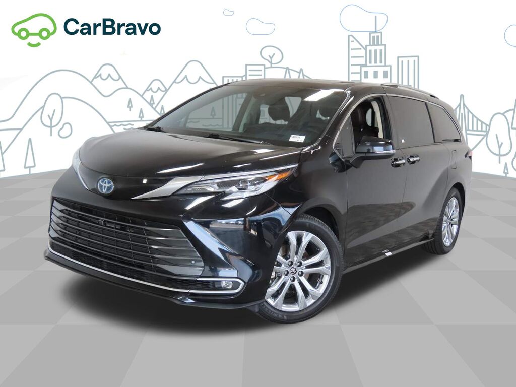 2023 Toyota Sienna Platinum — photo 1 of 6