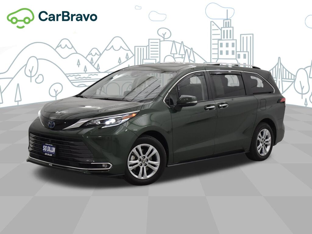 2024 Toyota Sienna Platinum — photo 1 of 6