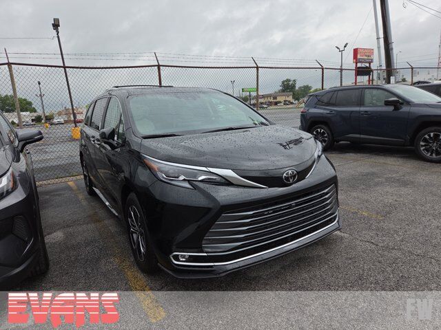 2026 Toyota Sienna Platinum