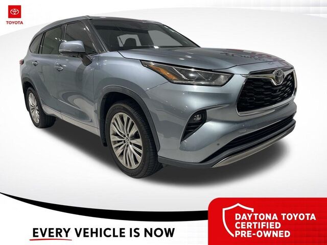 2022 Toyota Highlander Platinum