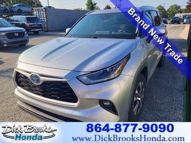 2021 Toyota Highlander Hybrid XLE