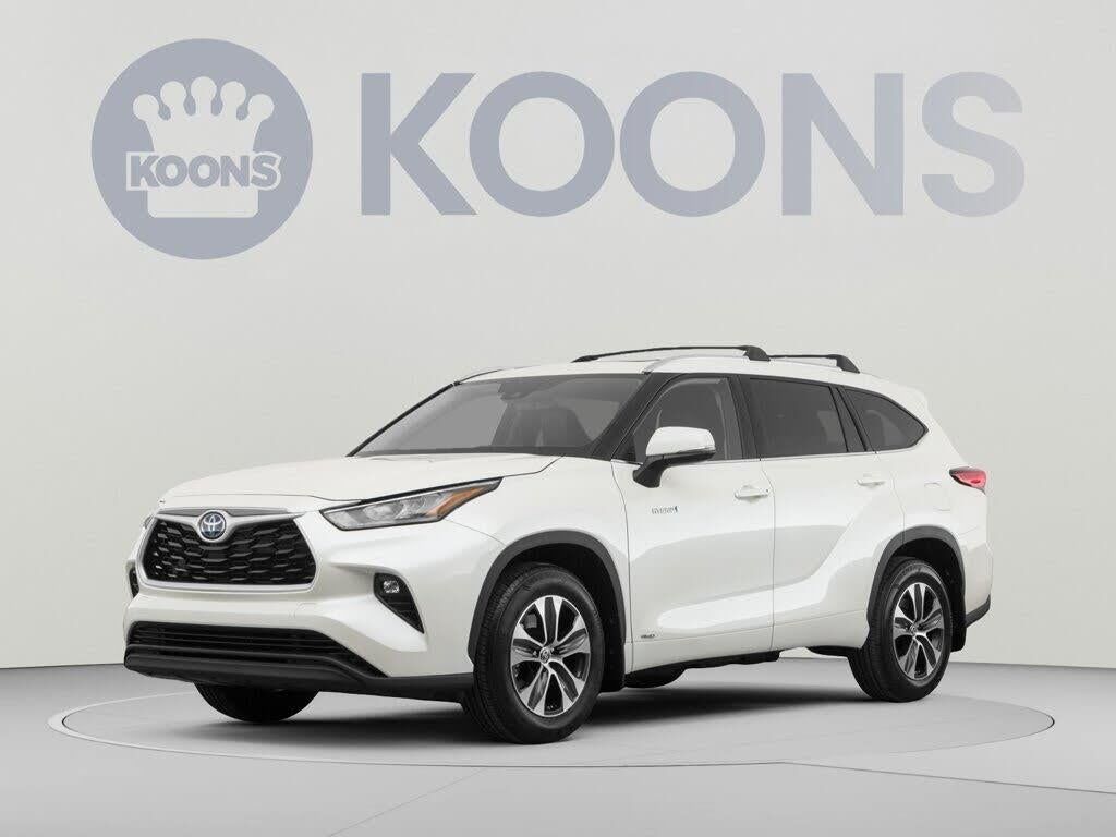 2021 Toyota Highlander Hybrid XLE — photo 1 of 2