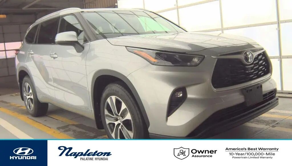 2022 Toyota Highlander Hybrid XLE — photo 1 of 27