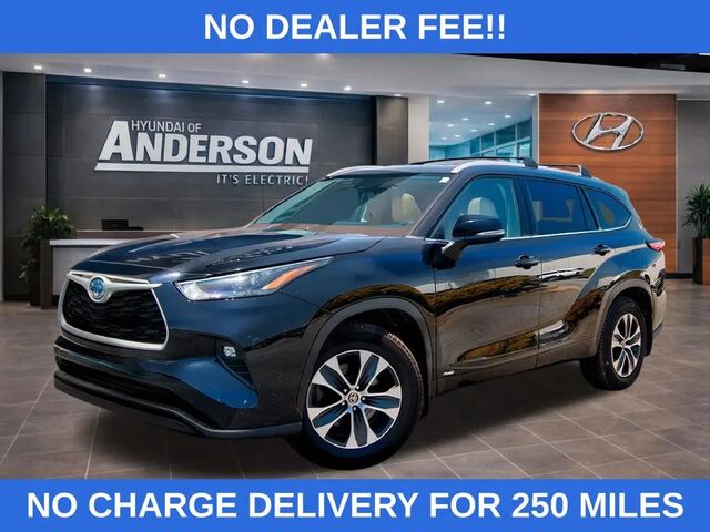 2022 Toyota Highlander Hybrid XLE