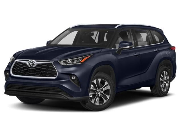 2020 Toyota Highlander XLE — photo 1 of 13