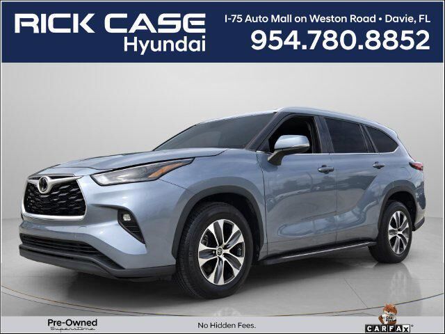 2022 Toyota Highlander XLE